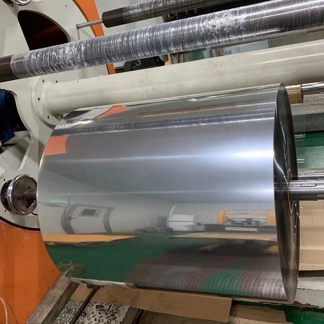 APET FILM IN ROLL